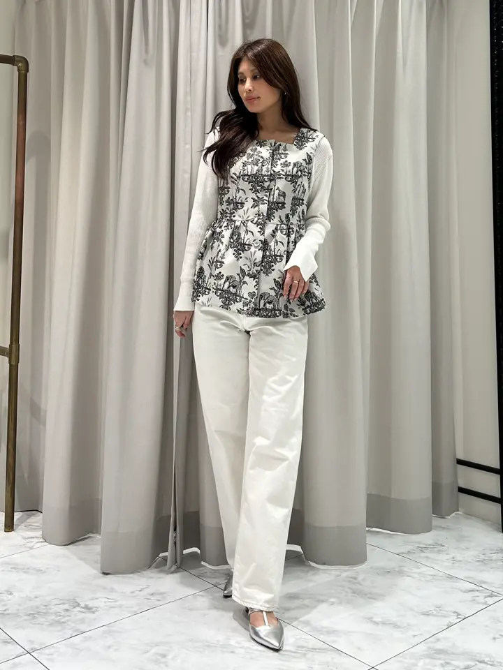 GRACE CONTINENTAL 志田　悠 コーディネート画像