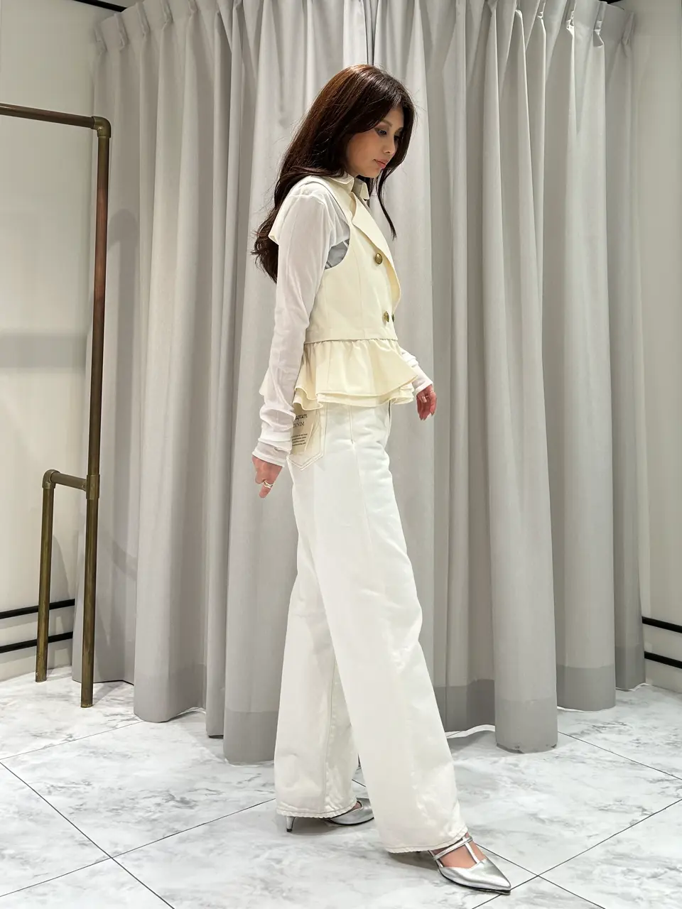 GRACE CONTINENTAL 志田　悠 コーディネート画像