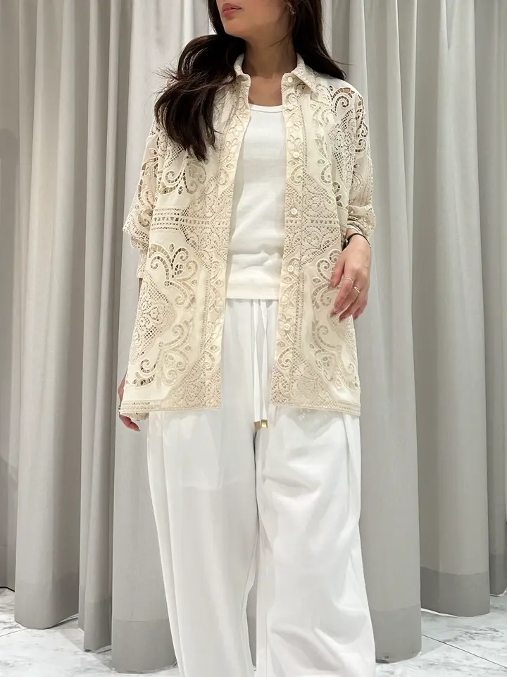 GRACE CONTINENTAL 志田　悠 コーディネート画像