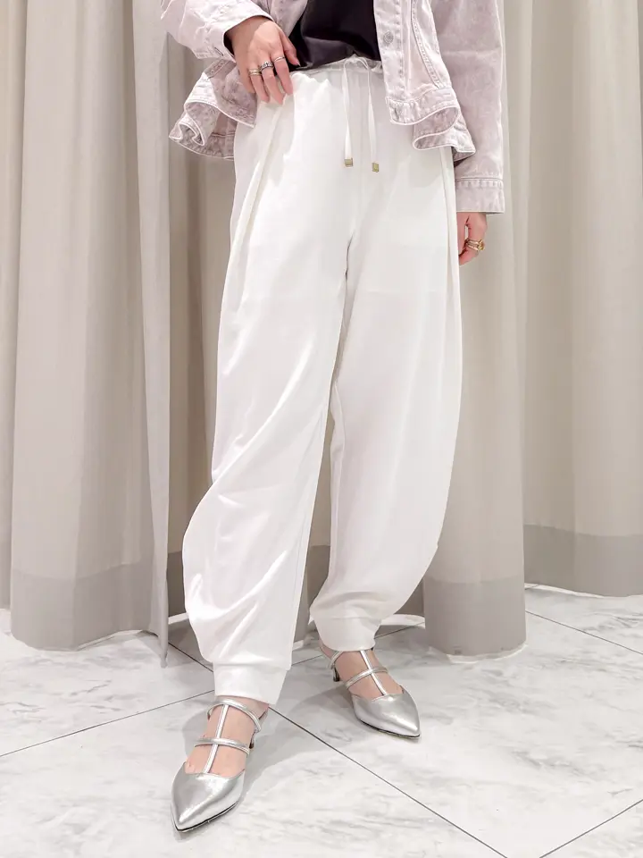 GRACE CONTINENTAL Adachi コーディネート画像