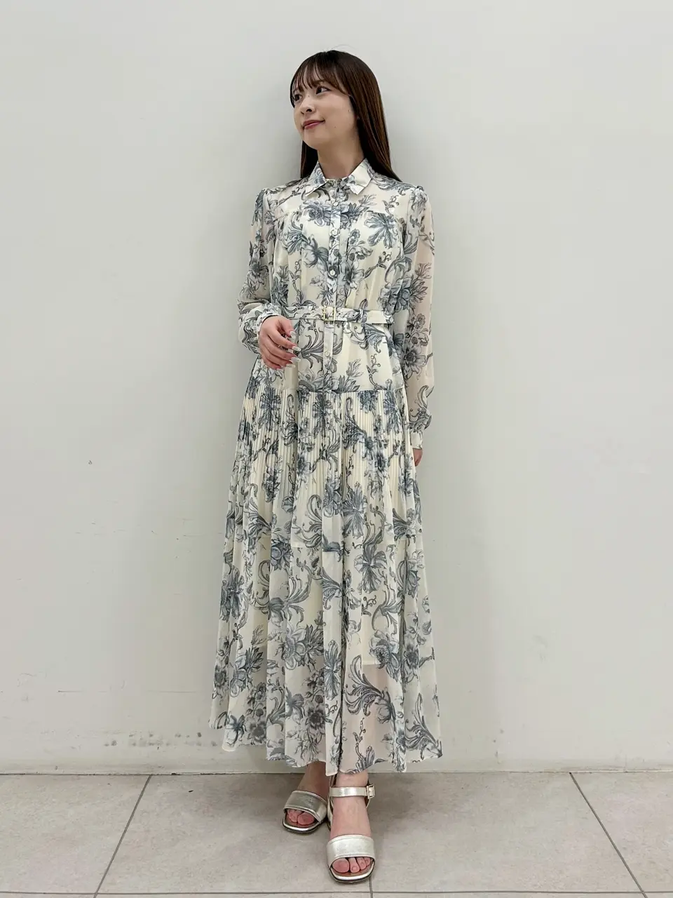  Miu Akamatsu コーディネート画像