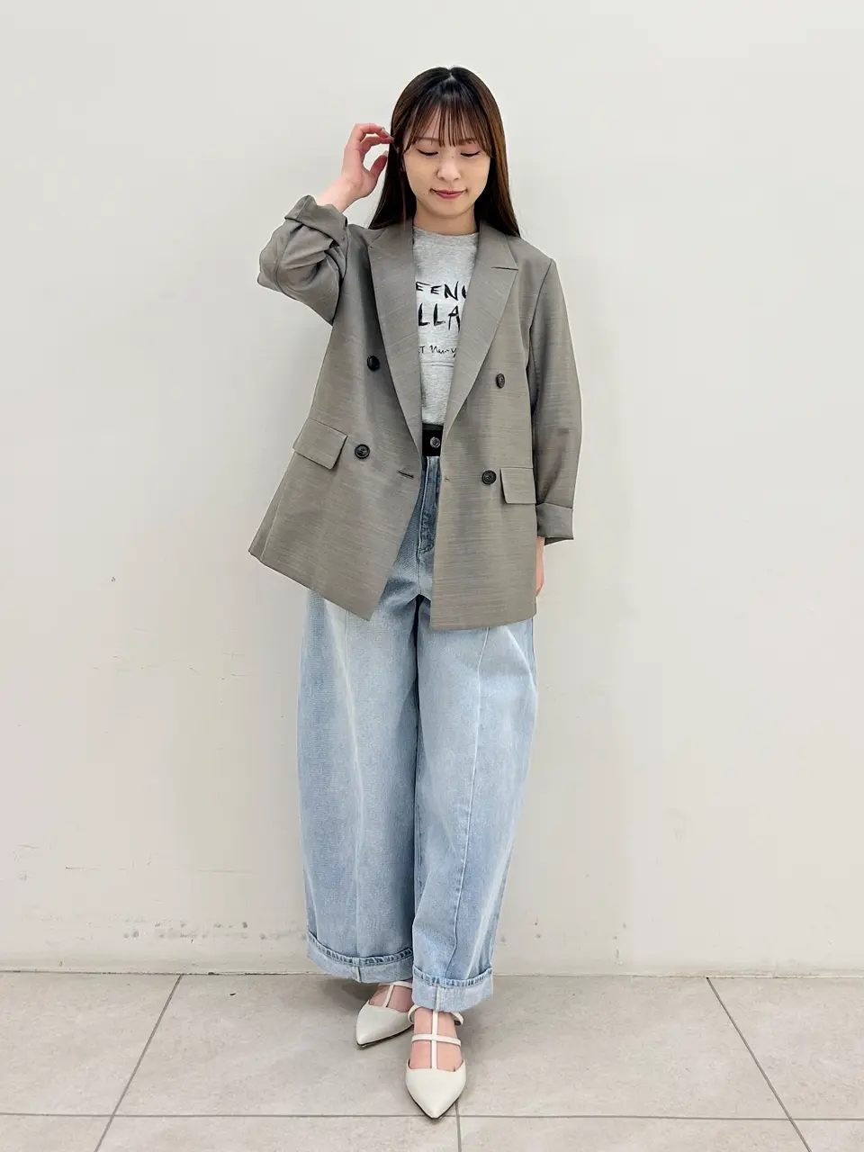  Miu Akamatsu コーディネート画像