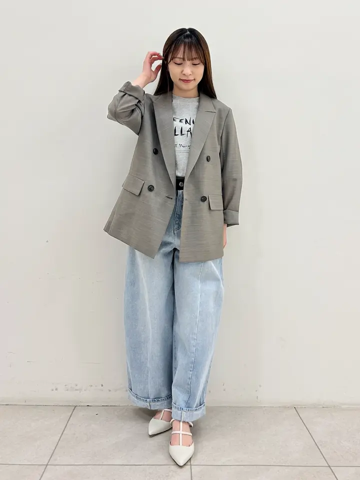 GRACE CONTINENTAL Miu Akamatsu コーディネート画像