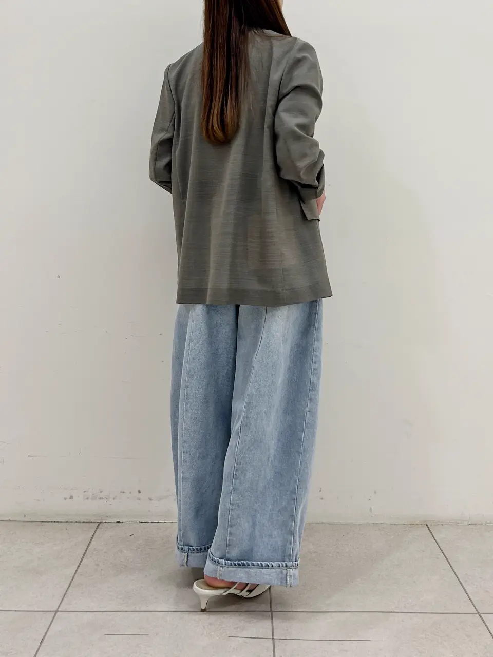 GRACE CONTINENTAL Miu Akamatsu コーディネート画像