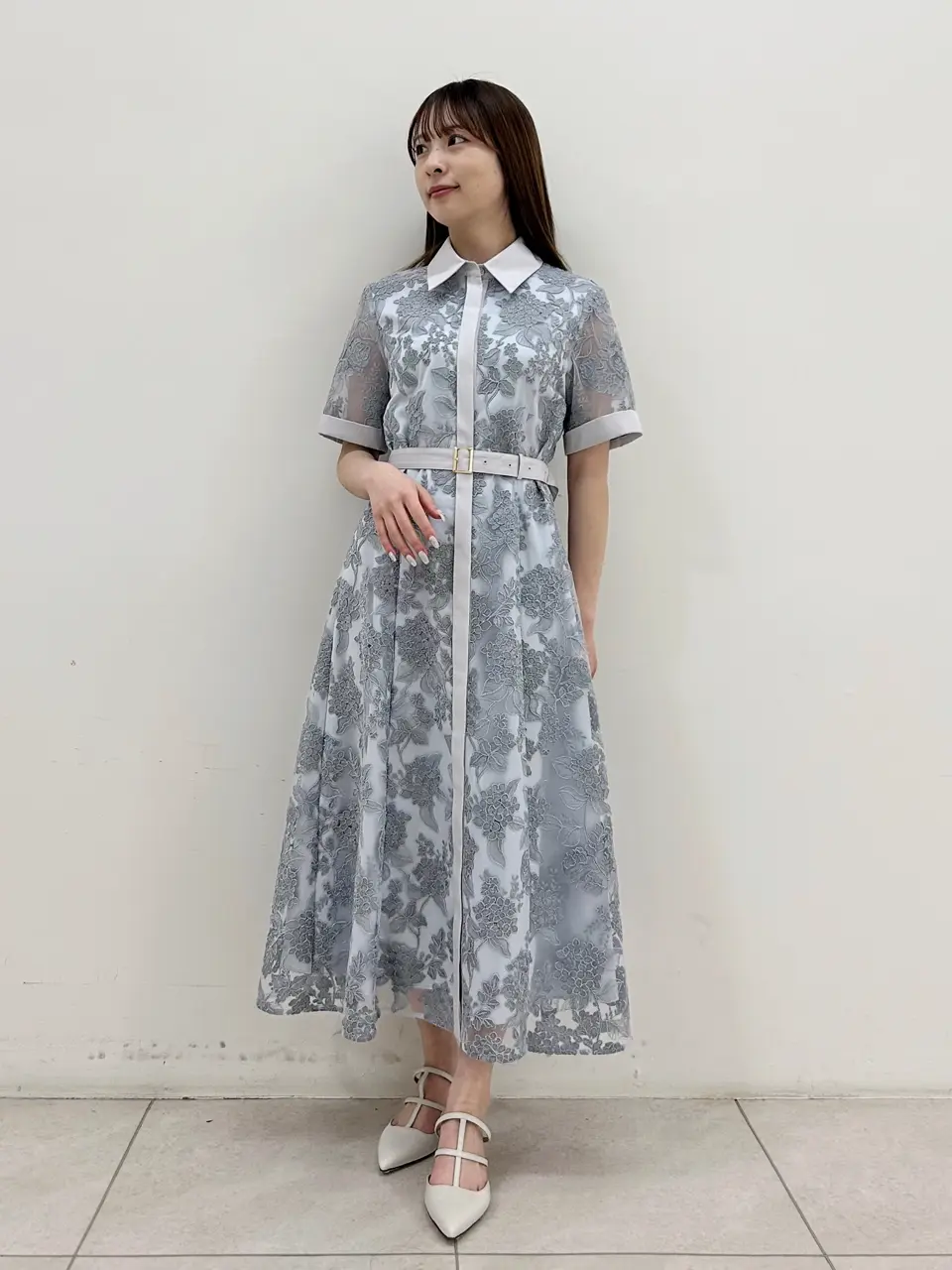 GRACE CONTINENTAL Miu Akamatsu コーディネート画像