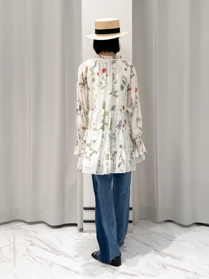 GRACE CONTINENTAL yuri コーディネート画像