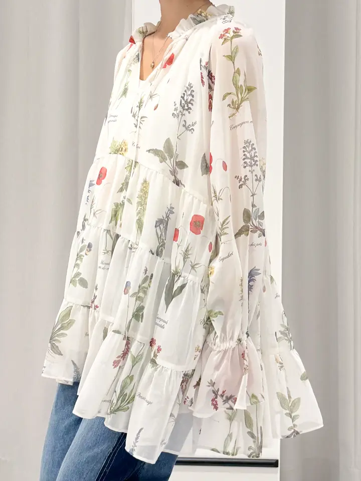 GRACE CONTINENTAL yuri コーディネート画像