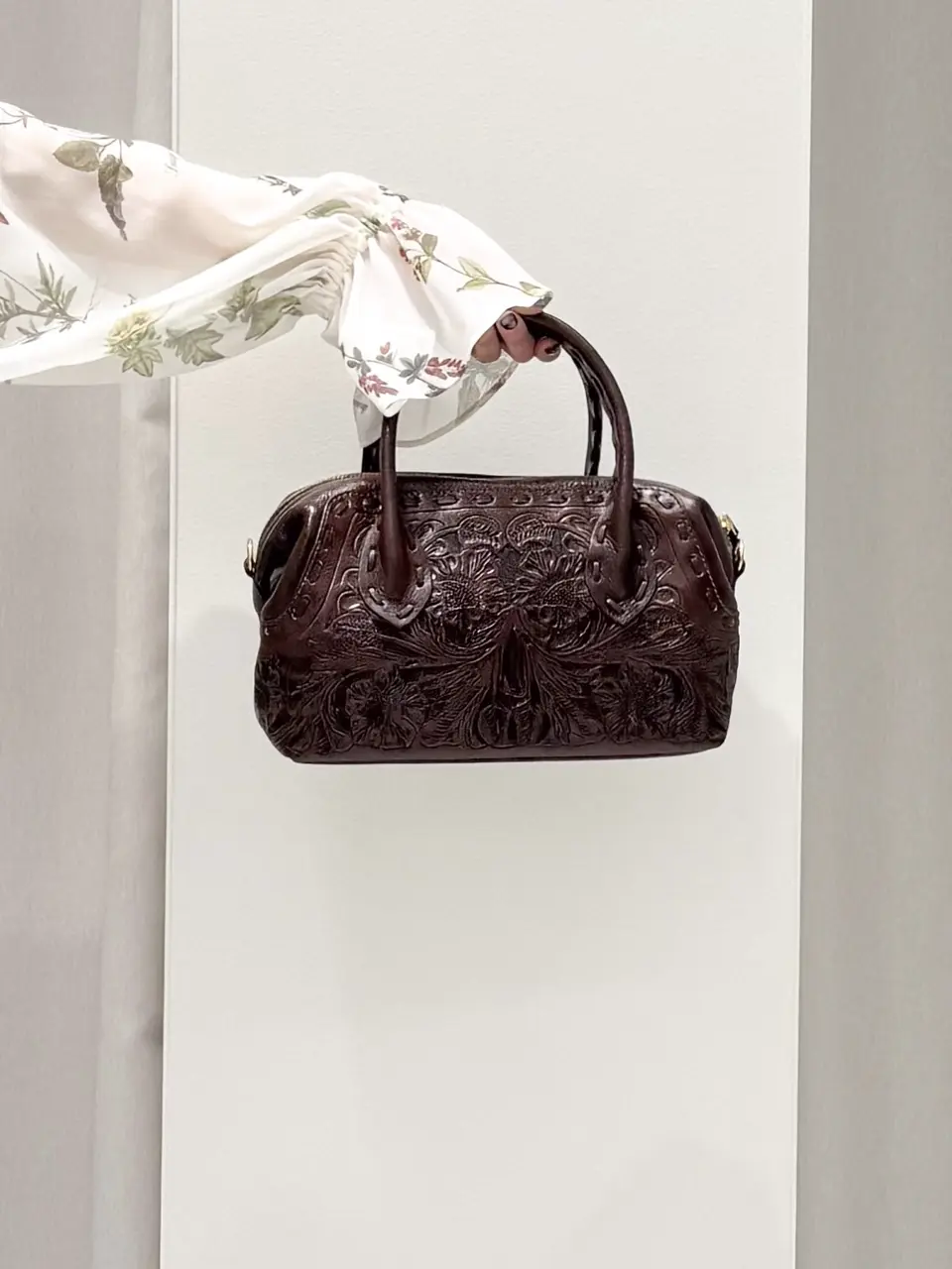 GRACE CONTINENTAL yuri コーディネート画像