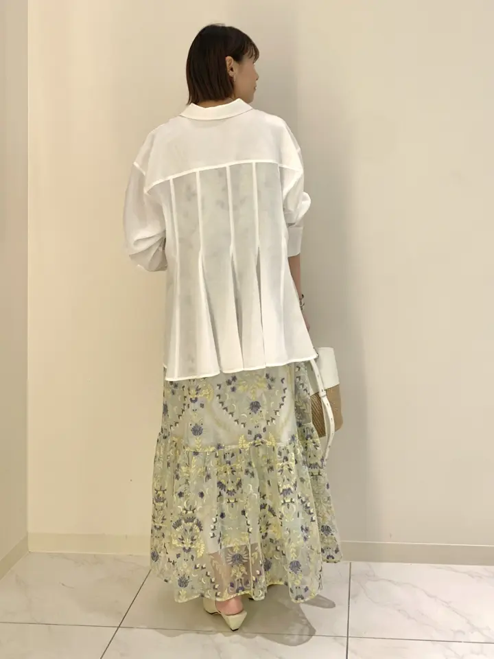 GRACE CONTINENTAL haruka iwasaki コーディネート画像