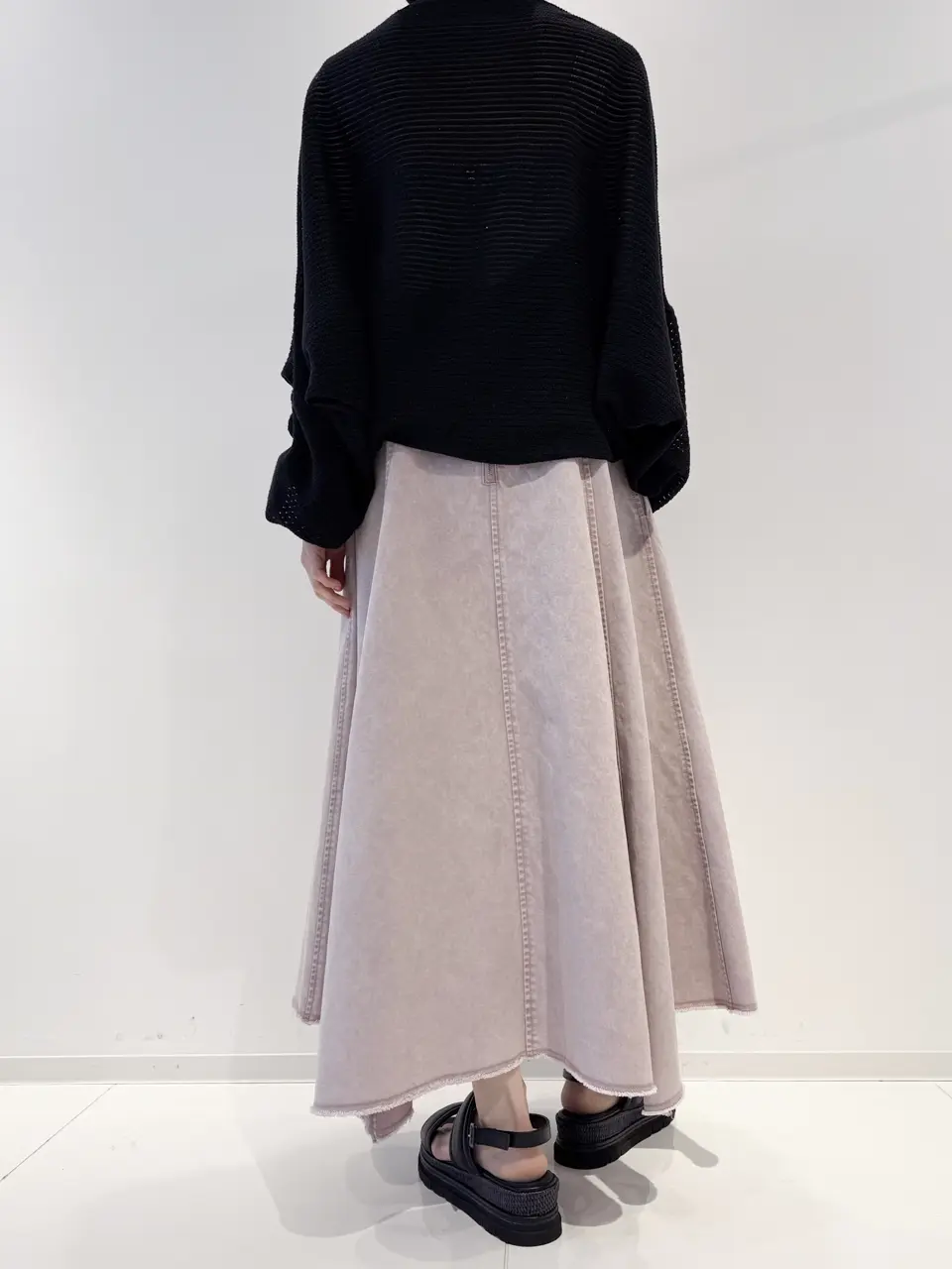 GRACE CONTINENTAL yuri コーディネート画像