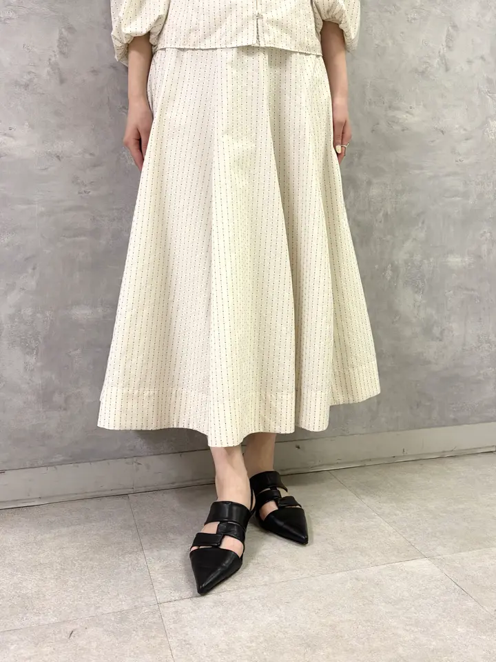 GRACE CONTINENTAL kobayashi コーディネート画像