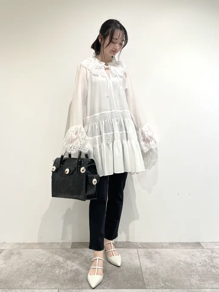 GRACE CONTINENTAL Nakatsu.m コーディネート画像