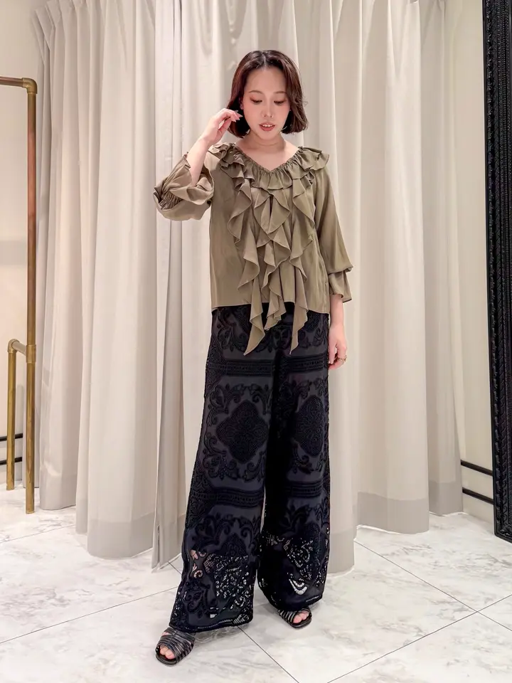 GRACE CONTINENTAL Adachi コーディネート画像