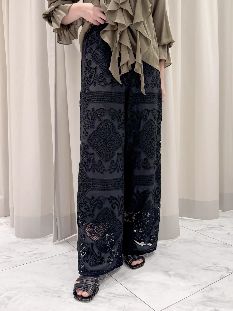 GRACE CONTINENTAL Adachi コーディネート画像