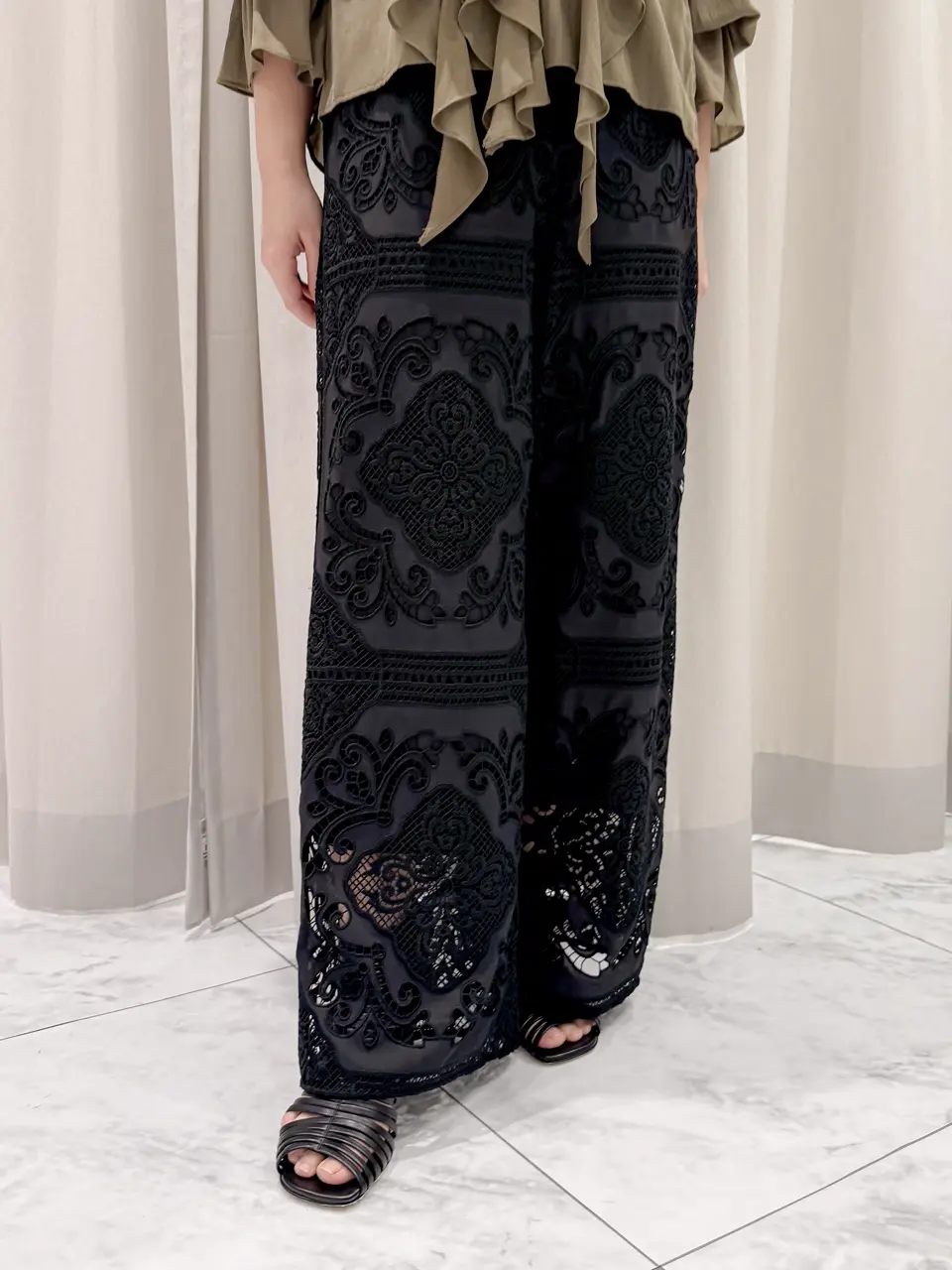 GRACE CONTINENTAL Adachi コーディネート画像