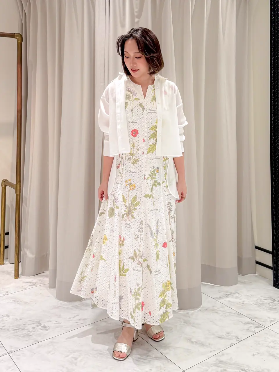  Adachi コーディネート画像