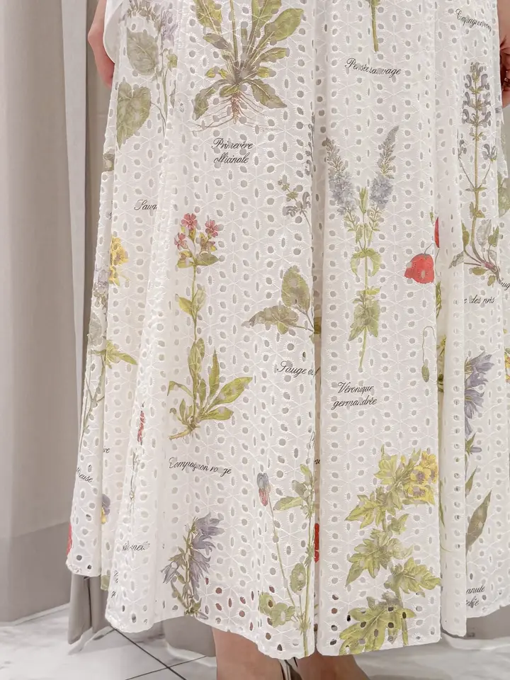 GRACE CONTINENTAL Adachi コーディネート画像