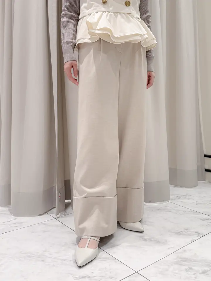 GRACE CONTINENTAL Adachi コーディネート画像