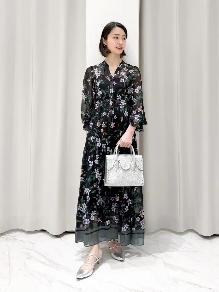 GRACE CONTINENTAL yuri コーディネート画像