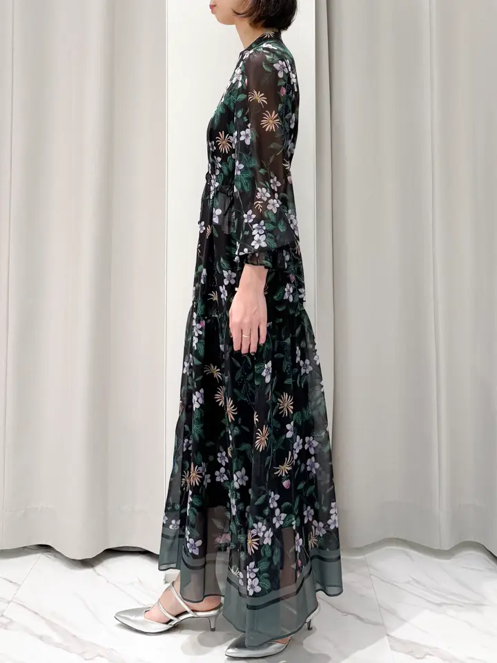 GRACE CONTINENTAL yuri コーディネート画像