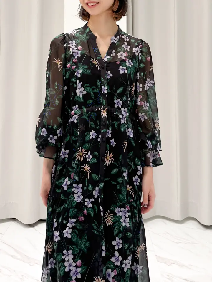 GRACE CONTINENTAL yuri コーディネート画像