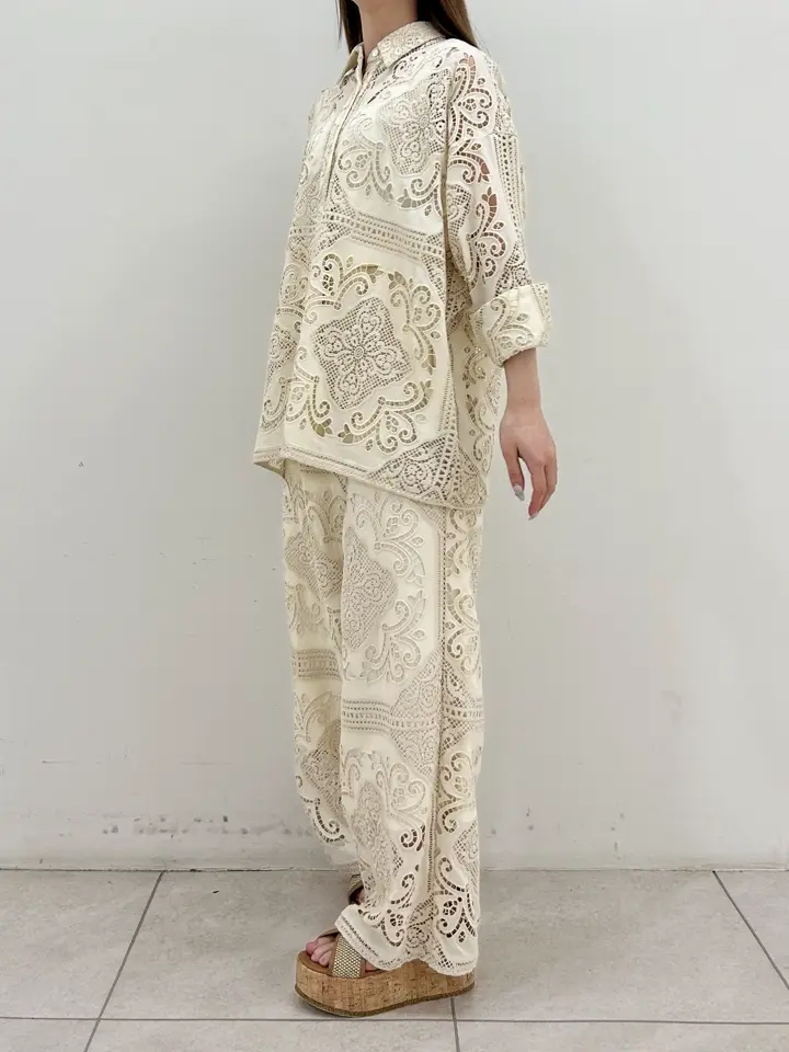 GRACE CONTINENTAL Miu Akamatsu コーディネート画像