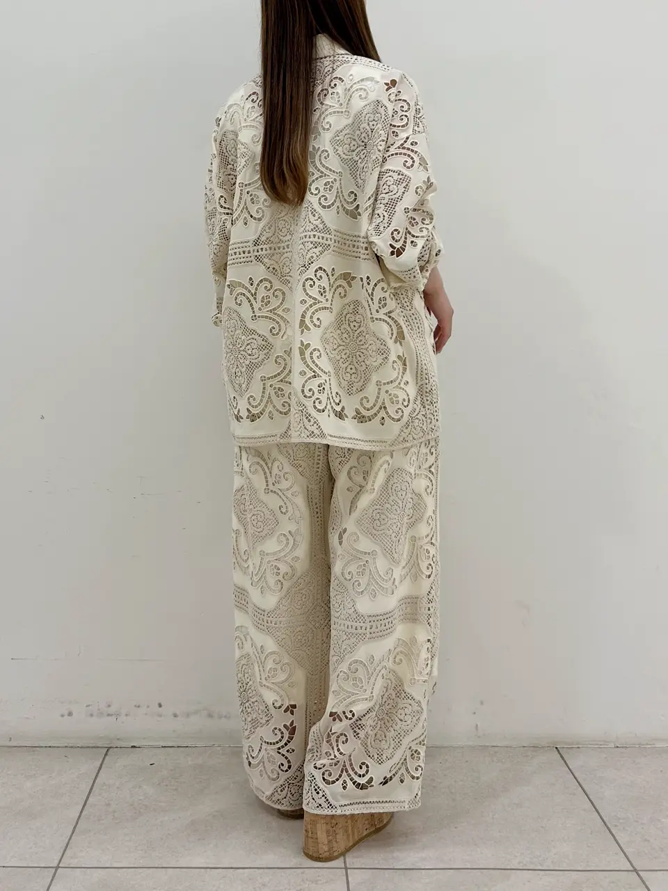 GRACE CONTINENTAL Miu Akamatsu コーディネート画像