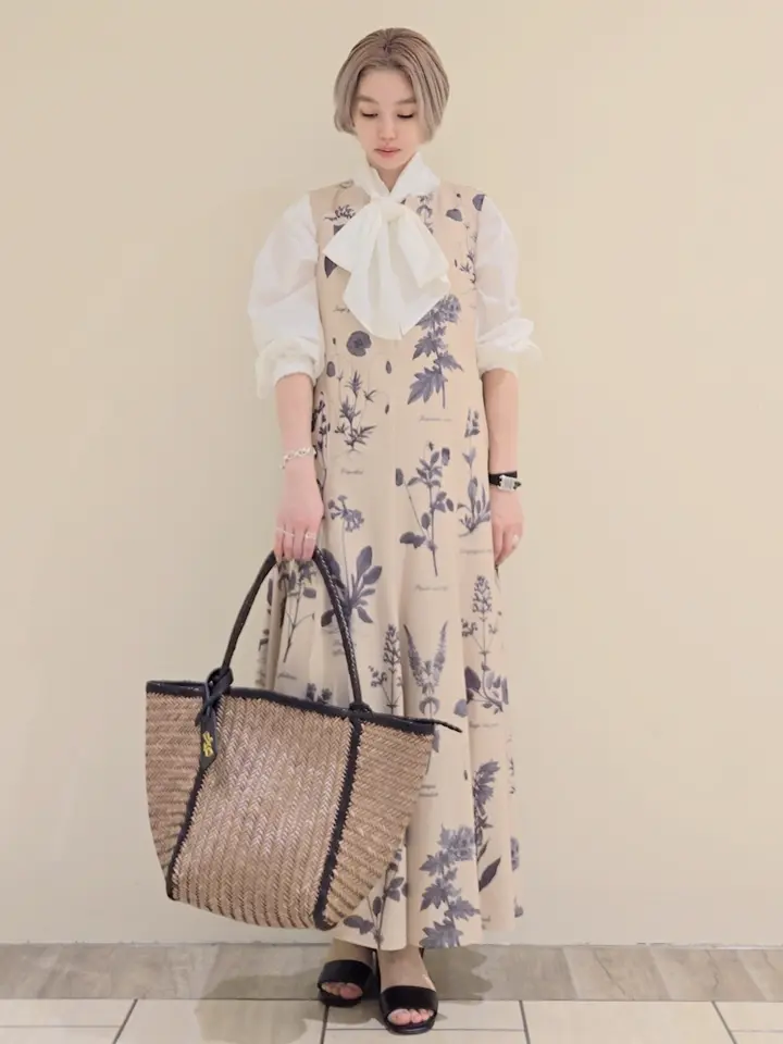 GRACE CONTINENTAL isono yui コーディネート画像