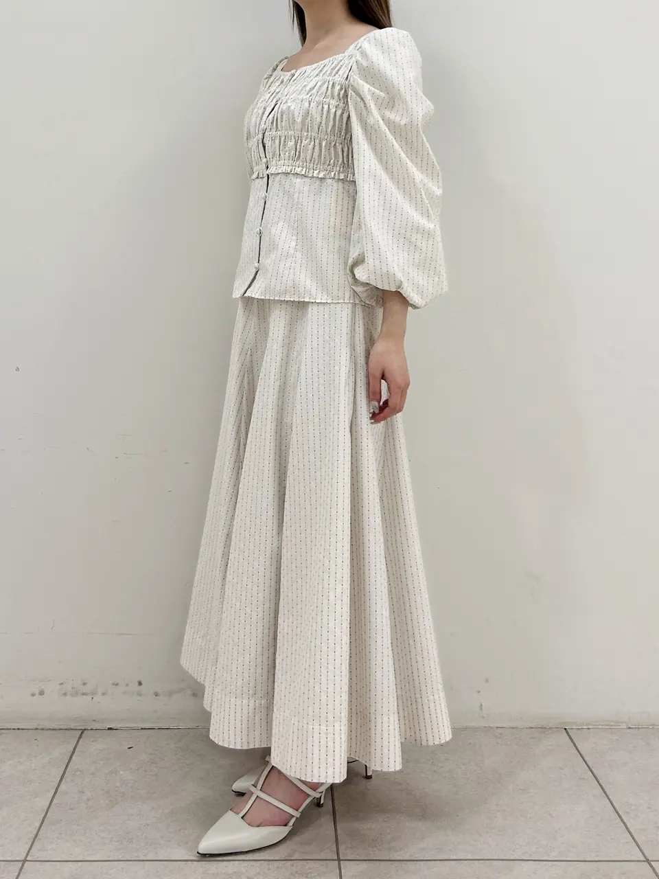 GRACE CONTINENTAL Miu Akamatsu コーディネート画像