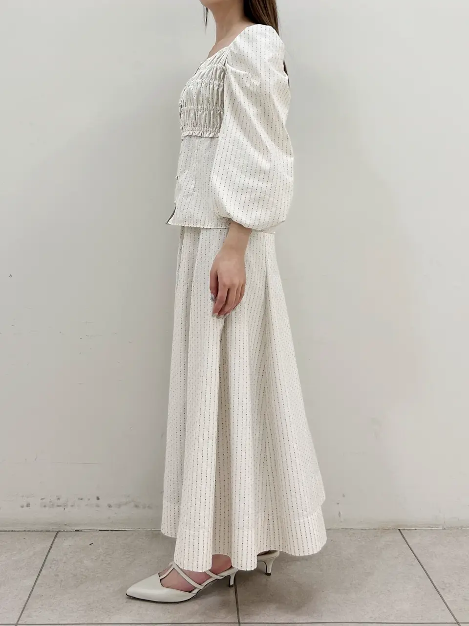 GRACE CONTINENTAL Miu Akamatsu コーディネート画像