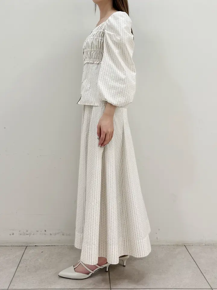 GRACE CONTINENTAL Miu Akamatsu コーディネート画像