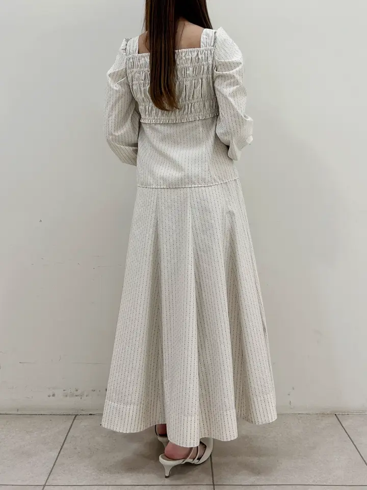 GRACE CONTINENTAL Miu Akamatsu コーディネート画像