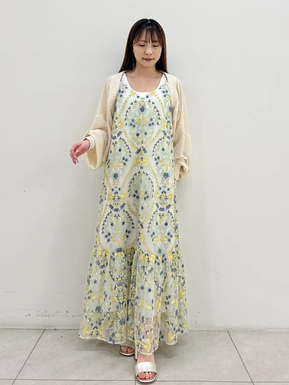  Miu Akamatsu コーディネート画像