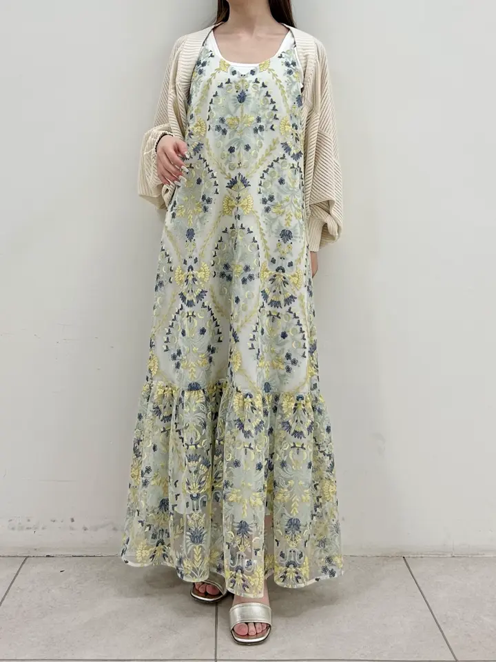 GRACE CONTINENTAL Miu Akamatsu コーディネート画像