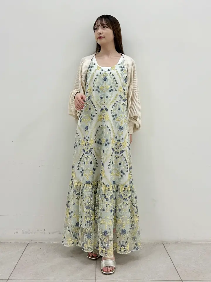 GRACE CONTINENTAL Miu Akamatsu コーディネート画像