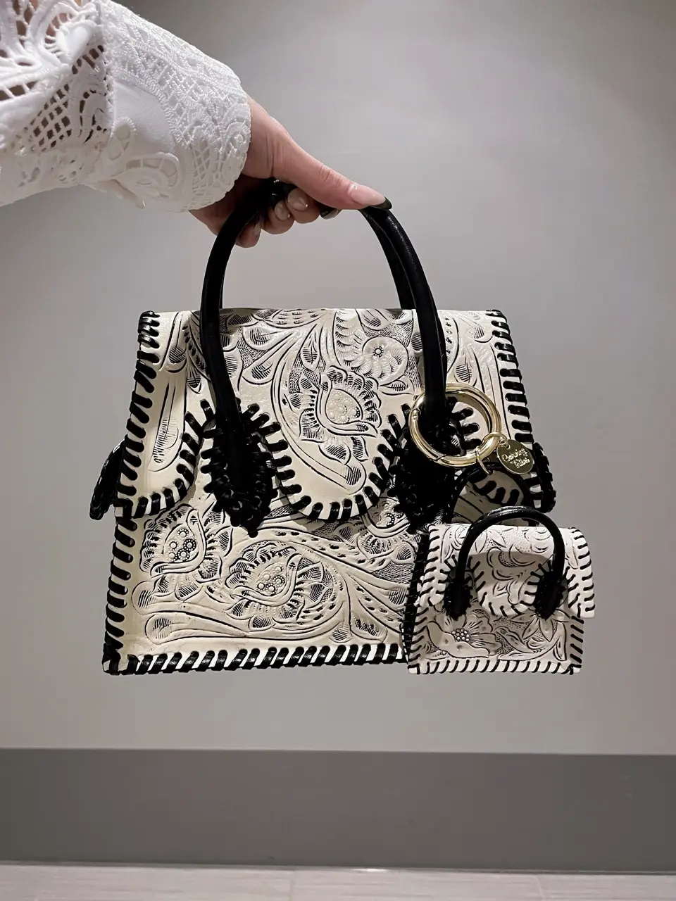 GRACE CONTINENTAL 細川　もなみ コーディネート画像