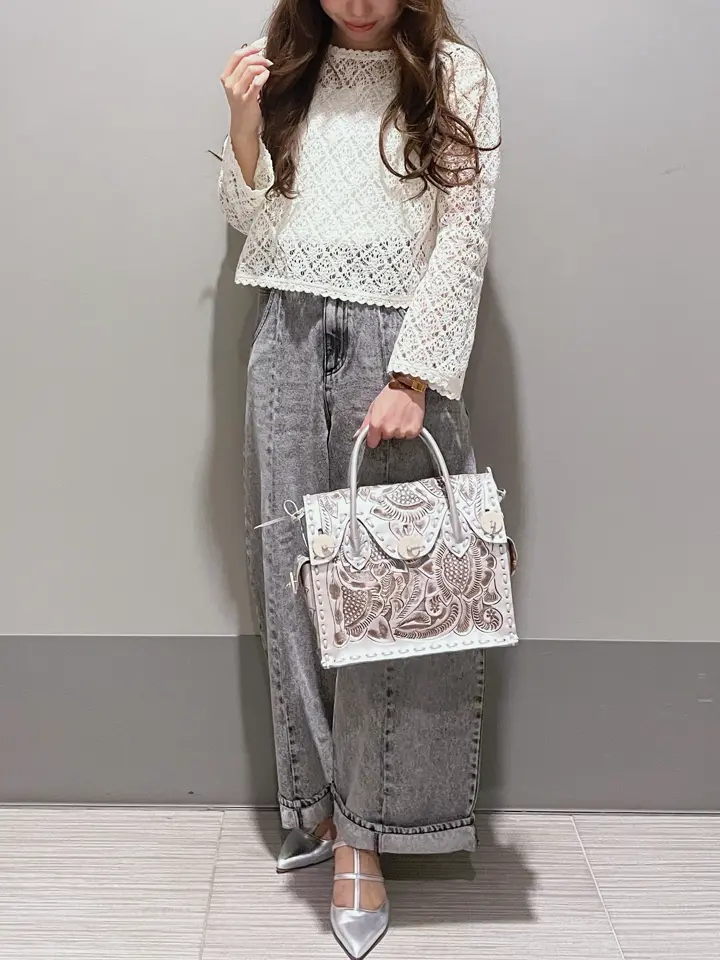 GRACE CONTINENTAL 細川　もなみ コーディネート画像