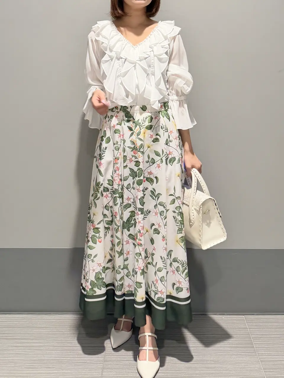 GRACE CONTINENTAL MORITA AI コーディネート画像