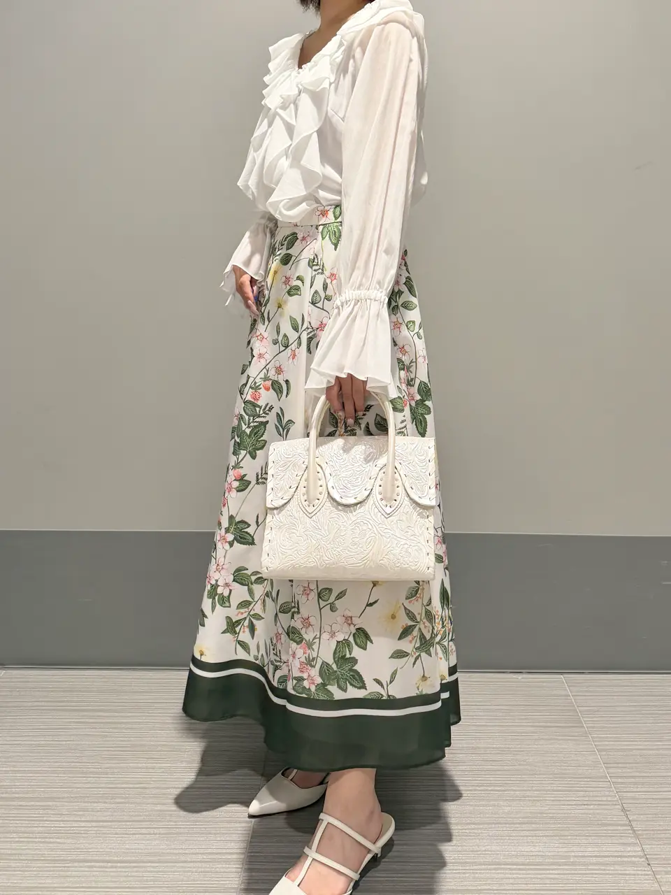 GRACE CONTINENTAL MORITA AI コーディネート画像