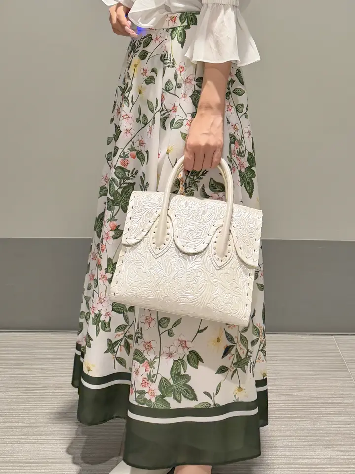 GRACE CONTINENTAL MORITA AI コーディネート画像