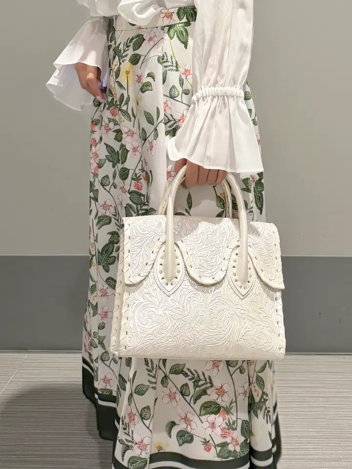 GRACE CONTINENTAL MORITA AI コーディネート画像