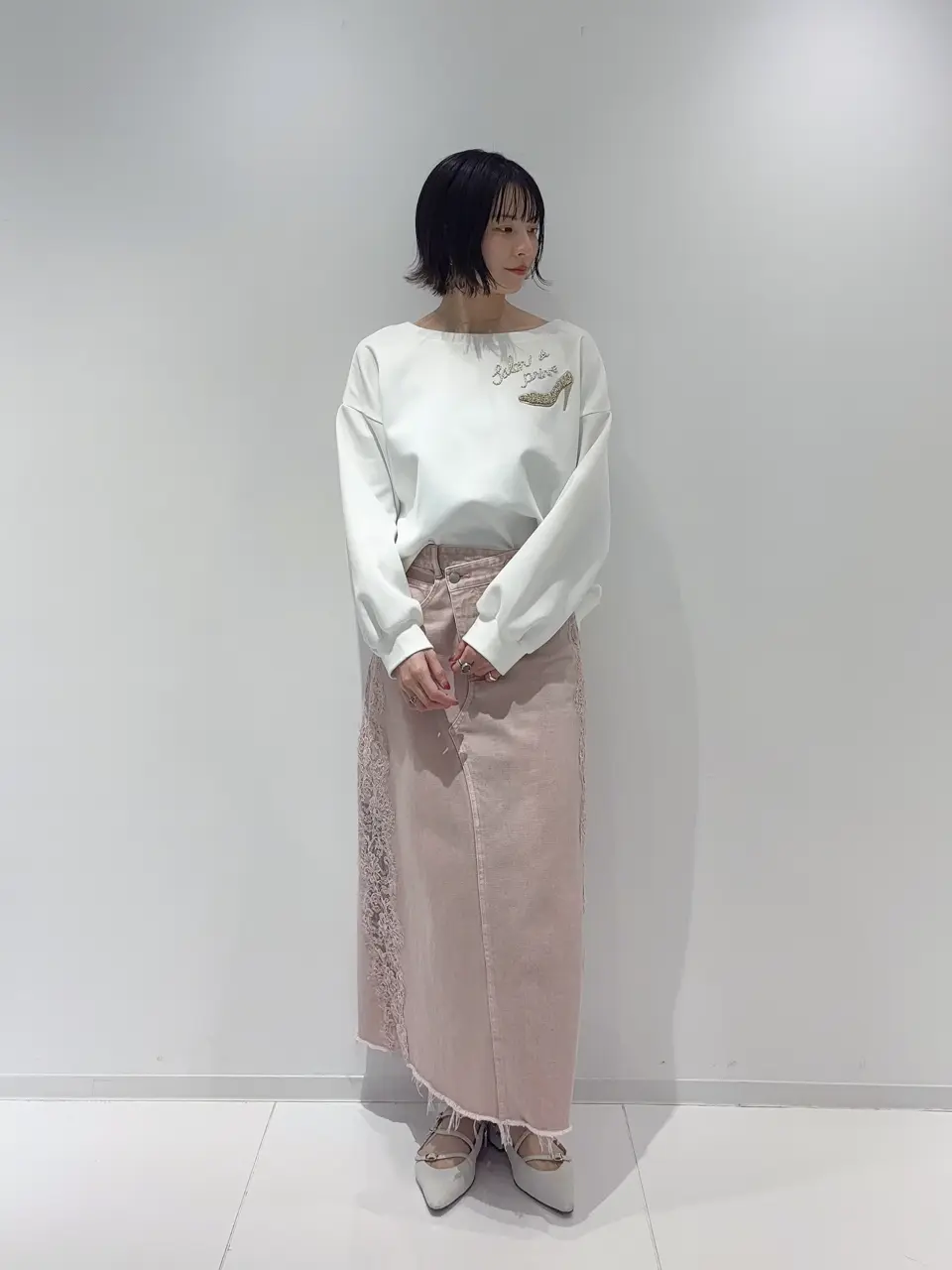 GRACE CONTINENTAL Hikaru Okada コーディネート画像