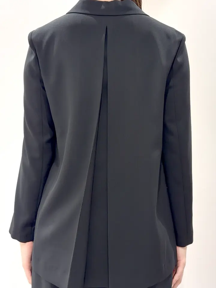 GRACE CONTINENTAL 遠藤　みずき コーディネート画像