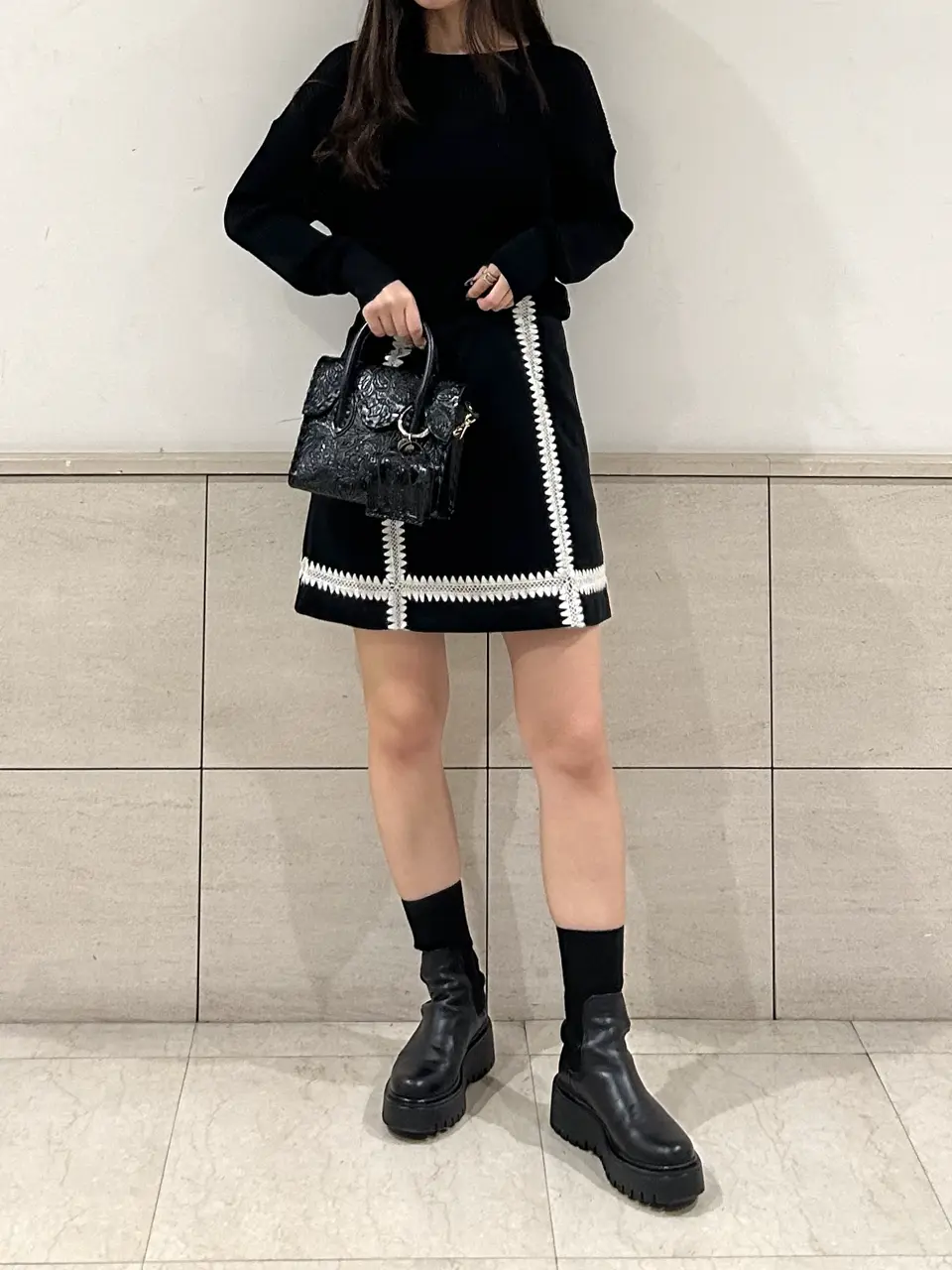  ERINA KATO コーディネート画像