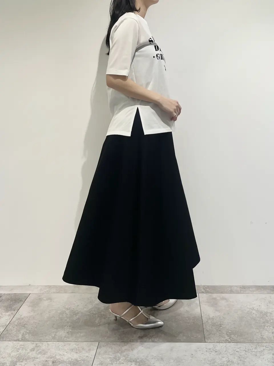 GRACE CONTINENTAL 端場 わかな コーディネート画像