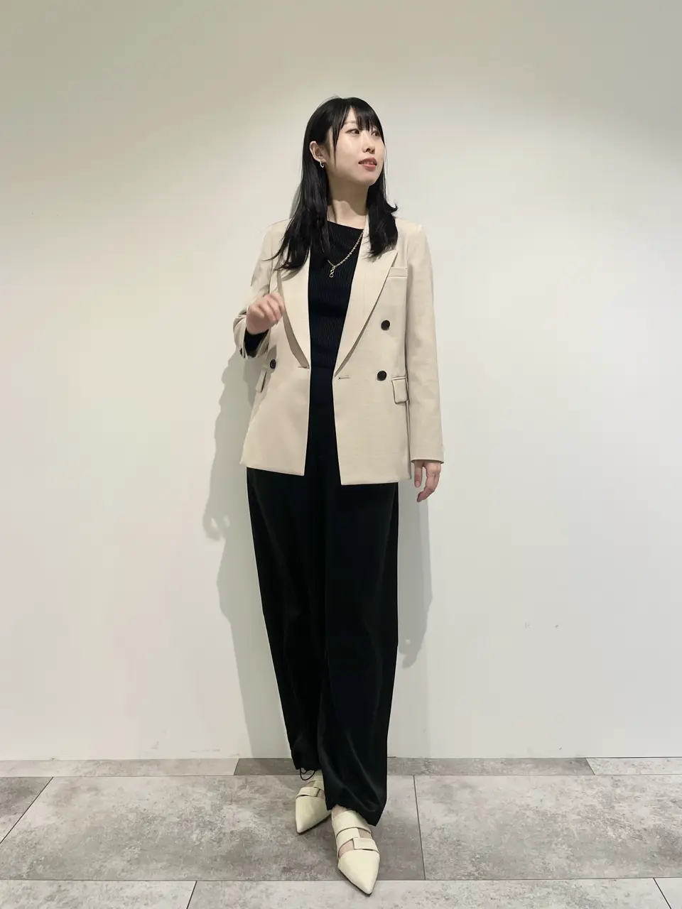 GRACE CONTINENTAL 端場 わかな コーディネート画像