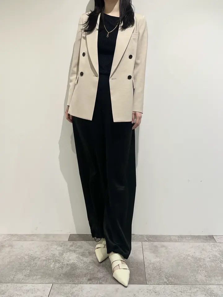 GRACE CONTINENTAL 端場 わかな コーディネート画像