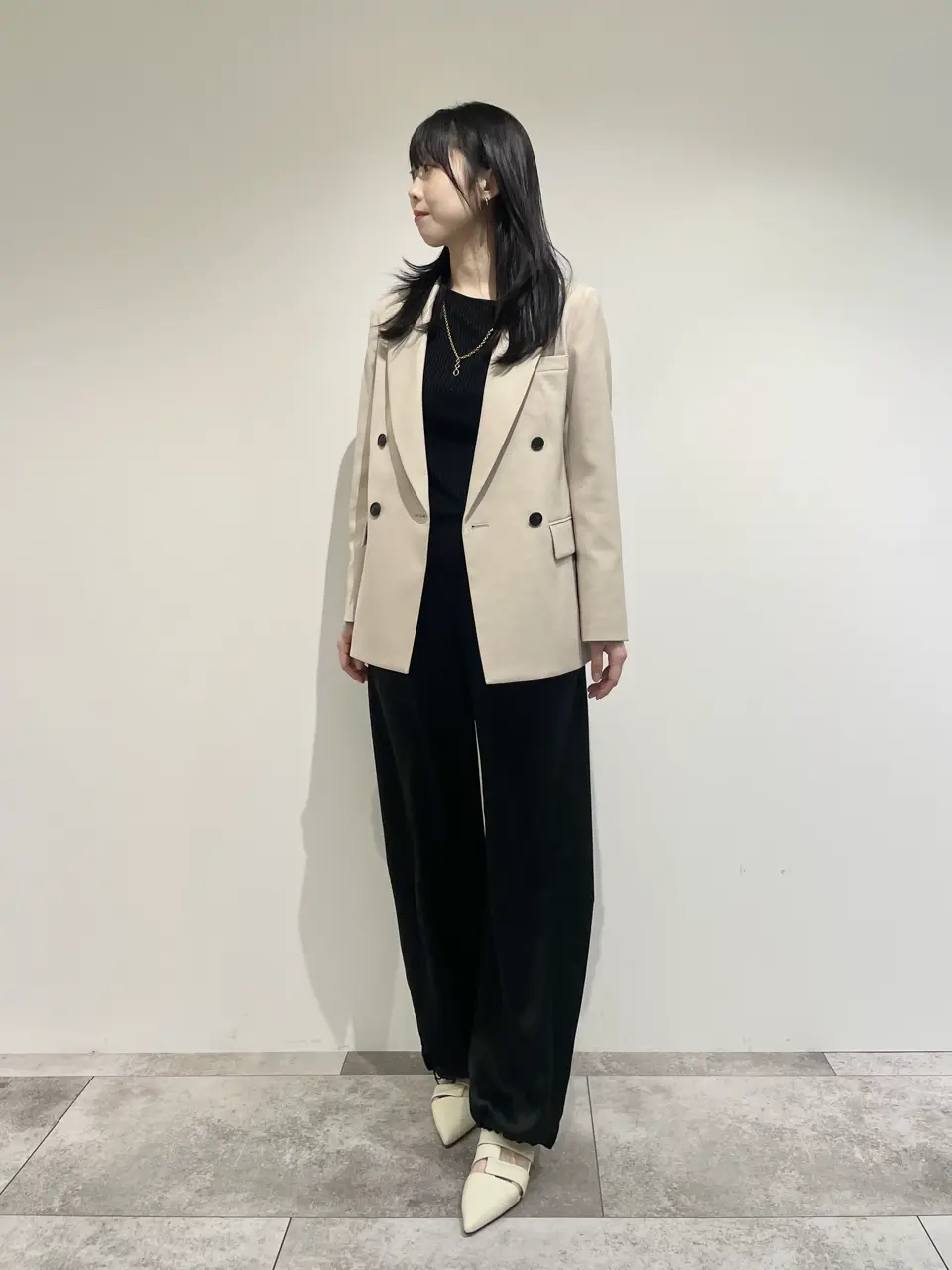 GRACE CONTINENTAL 端場 わかな コーディネート画像