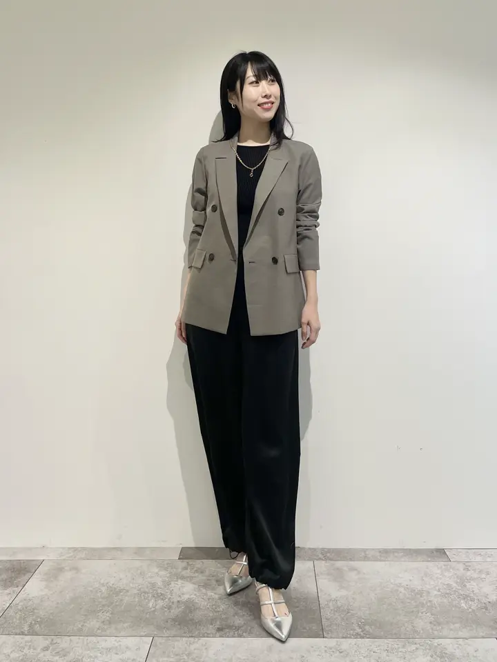 GRACE CONTINENTAL 端場 わかな コーディネート画像