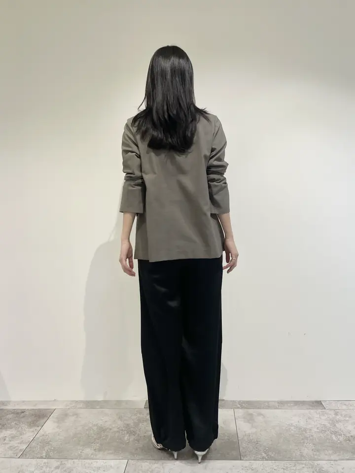 GRACE CONTINENTAL 端場 わかな コーディネート画像